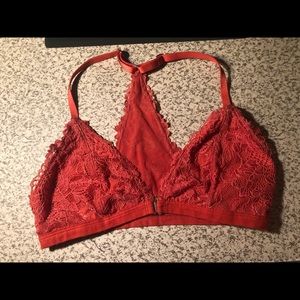 A&F red lace brallette